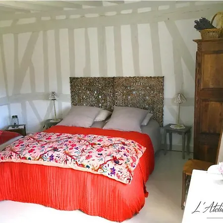 Bed and Breakfast L'Atelier De Tess Le Bec-Hellouin Esterno foto