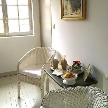 Bed and Breakfast L'Atelier De Tess Le Bec-Hellouin Esterno foto